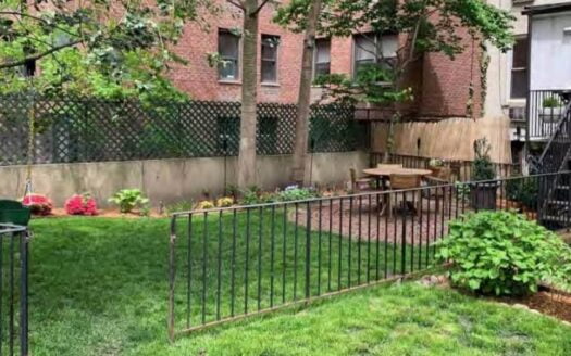 Strokes bassist realtor neighbor battle over backyard behind their homes