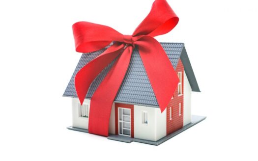 house present insert by Bigstock 1000x600 1