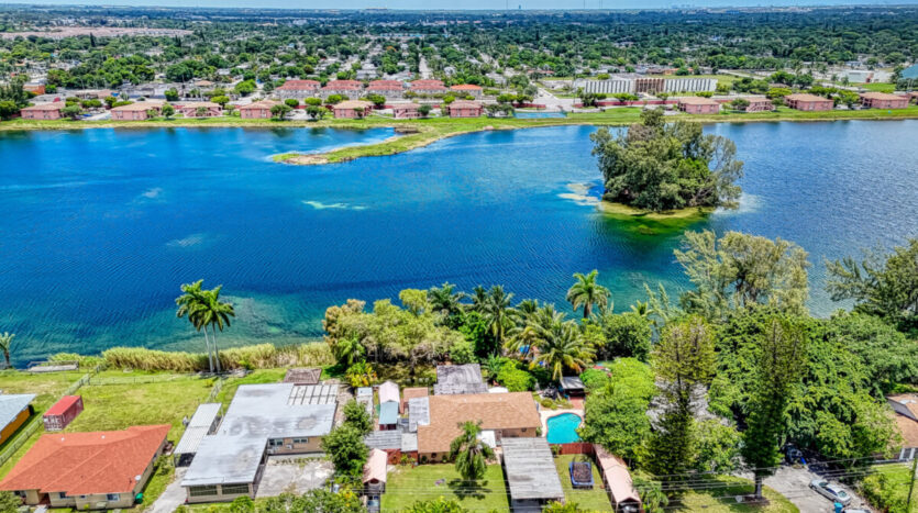 phenomenal lake for sale 3